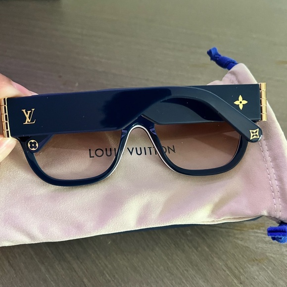 Louis Vuitton sunglasses - Picture 4 of 10